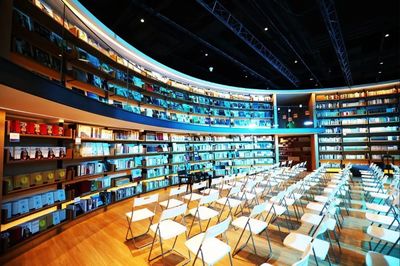 北京又添新打卡地!高曉松的“曉島”圖書館開館,每日限200人